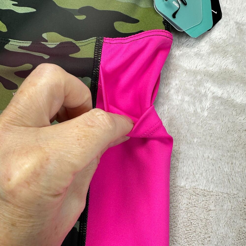 NWT Rise by LuLaRoe Women's Large Camo 7/8 Leggings Hot Pink Stripe High Waist - Picture 4 of 12